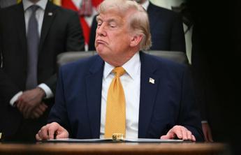 Trump via libera dalla Corte Suprema Usa possono respingere migranti prima dellingresso