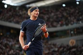 Zverev sorpassa Alcaraz e avvicina Sinner come cambia la Race dopo Roland Garros Zverev sorpassa Alcaraz e avvicina Sinner come cambia la Race dopo Roland Garros