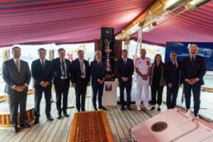 Abodi e Mezzaroma a New York per VespucciAmericas Cup le due icone del mare si incontrano nella Big Apple