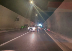 Incidente nella galleria di Albino traffico rallentato sulla Statale 671