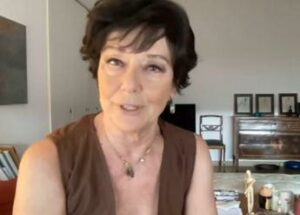 Monica Guerritore la confessione Ho finito oggi la chemio lamore e tutto in questi momenti