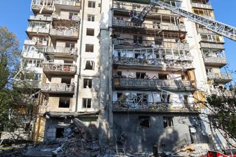 Ucraina massiccio raid russo su Kiev lanciati decine di missili balistici e 125 droni Ucraina massiccio raid russo su Kiev lanciati decine di missili balistici e 125 droni