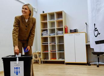Referendum sullUe in Islanda spoglio in corso No in testa per 430 voti Referendum sullUe in Islanda spoglio in corso No in testa per 430 voti