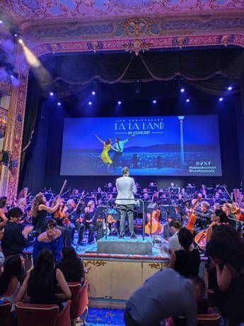 La meraviglia di Chazelle alla Fenice per sua La La Land Qui tutto e un sogno La meraviglia di Chazelle alla Fenice per sua La La Land Qui tutto e un sogno