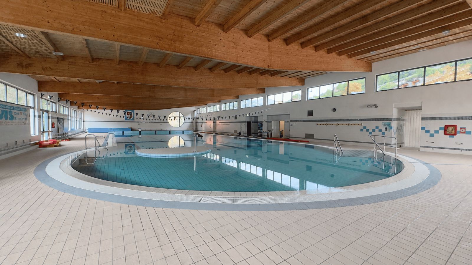 01. piscina San Pellegrino 2 01. piscina San Pellegrino 2