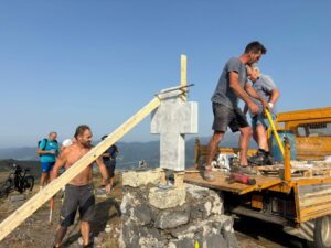 Lavori installazione nuova croce Sparavera agosto 2026