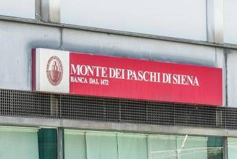 Mps dal cda no al rilancio di Intesa Premio resta inferiore alla media Mps dal cda no al rilancio di Intesa Premio resta inferiore alla media